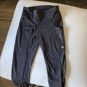 Lulu lemon cropped pants